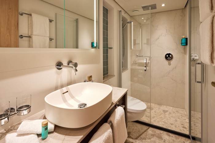 Viva Cruises Viva Two - Suite 5.jpg